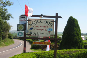 Sextons Caravan & Camping image